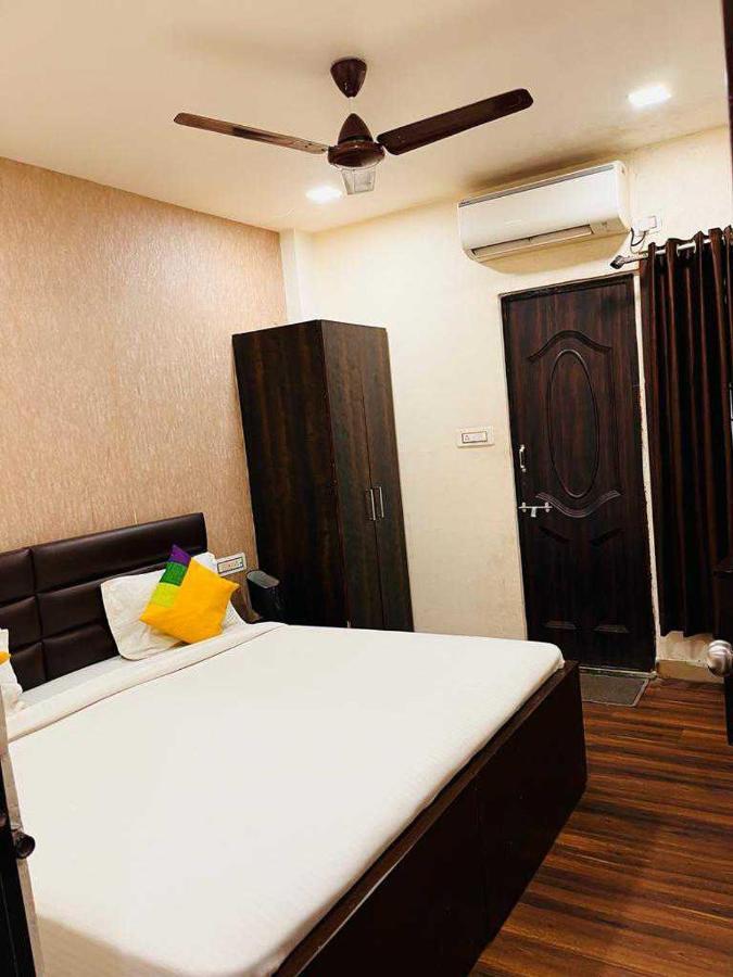 Oyo Hotel Happy Homes Бопал Екстериор снимка