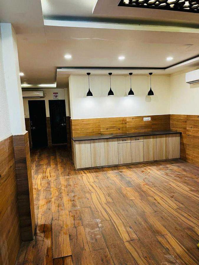 Oyo Hotel Happy Homes Бопал Екстериор снимка